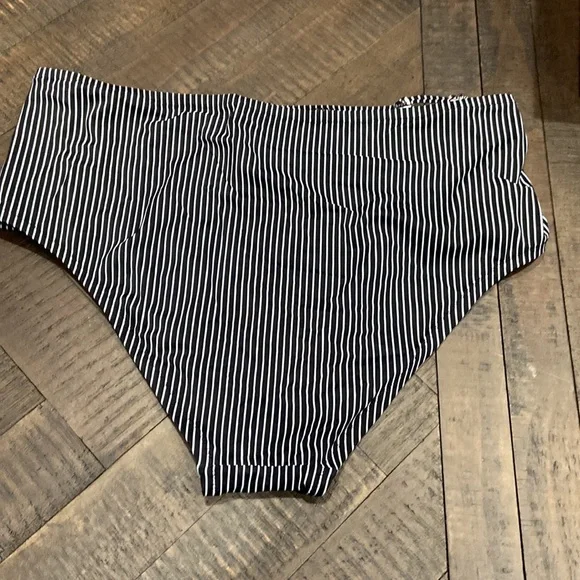 Bikini bottoms - Picture 4 of 4